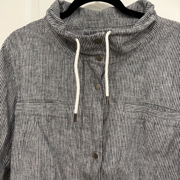 LOFT Striped Gray Linen Blend lightweight Jacket Size Large Fall Travel Coastal - Picture 8 of 8